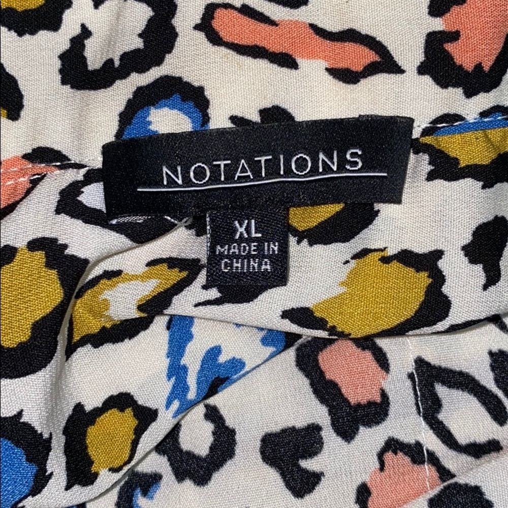 NOTATIONS Multi Colored Leopard Print Top - Picture 4 of 5